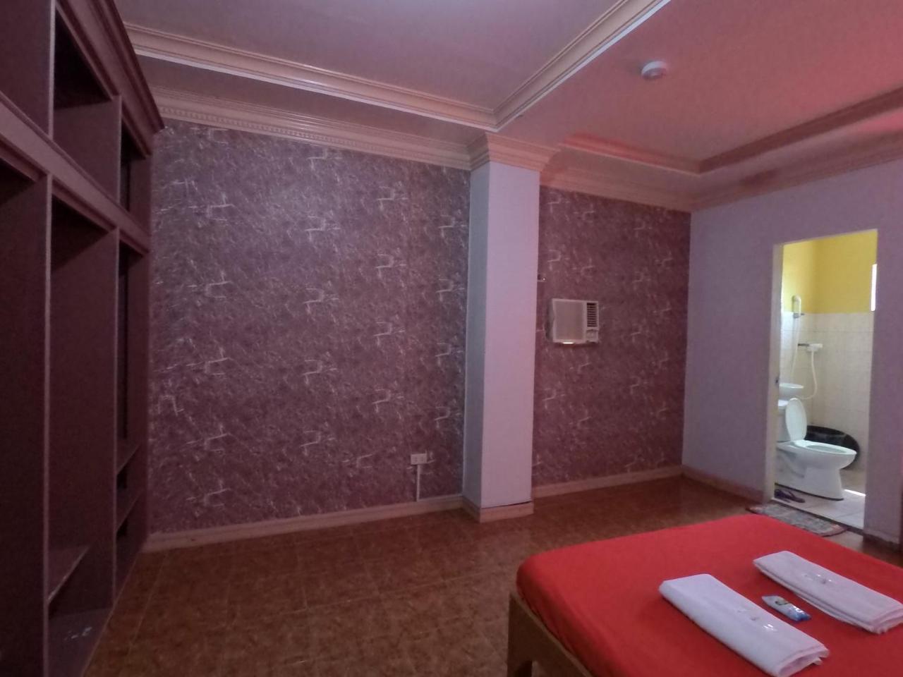Pe'Re Aristo Guesthouse Mandaue City Exterior photo