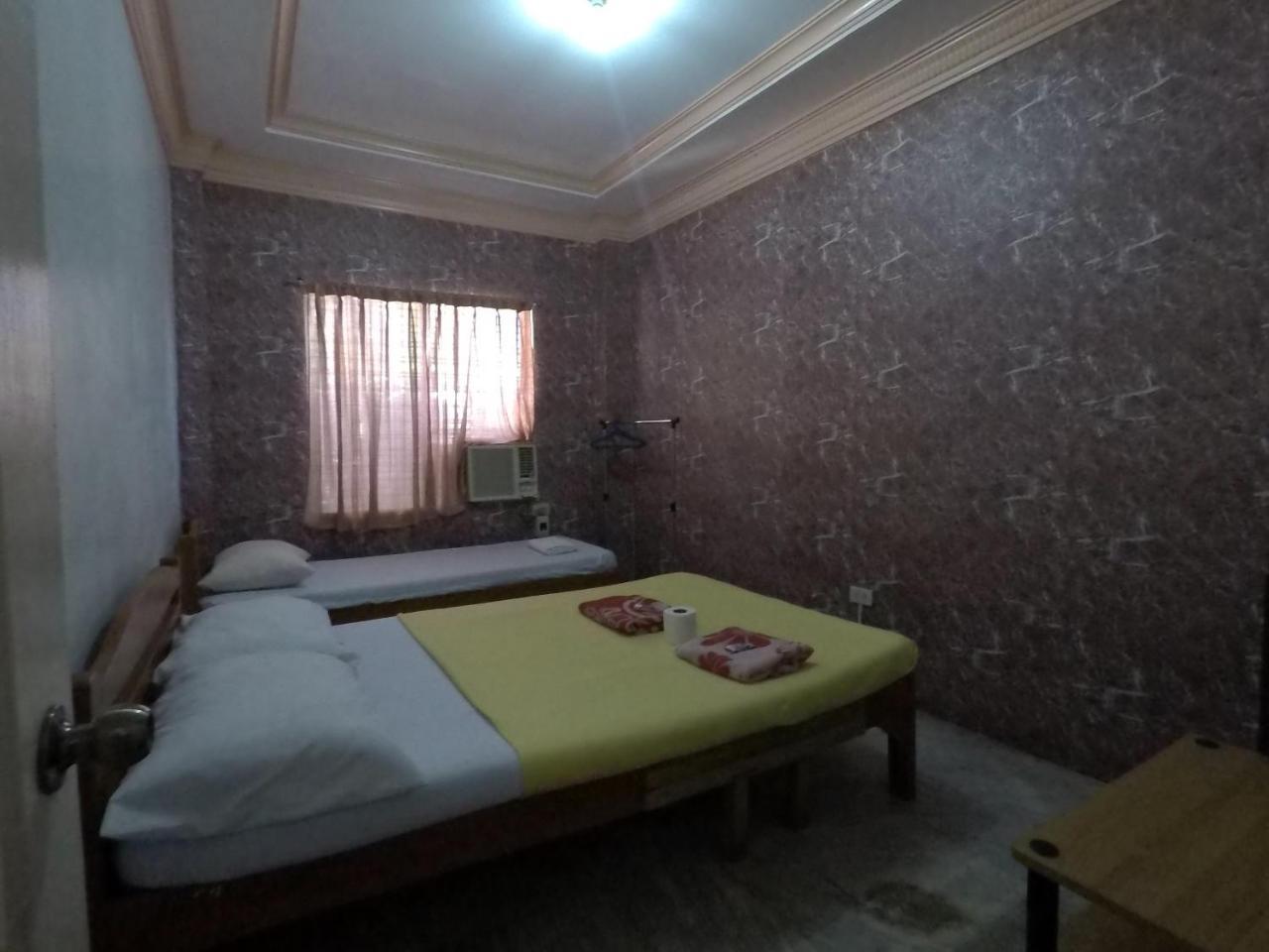 Pe'Re Aristo Guesthouse Mandaue City Exterior photo